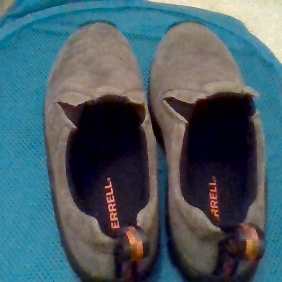 MERRELL LADIES NUBUCK BROWN LOAFER - Picture 2 of 6